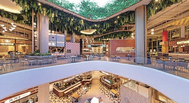 식당가인 ‘잇토피아’ 내부 모습. 70여 개의 트렌디하고 색다른 F&B 매장들이 준비되어 있다.