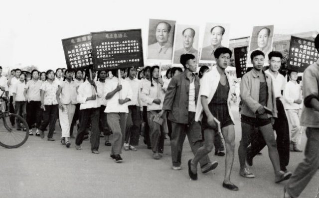 중국 문화대혁명 당시 마오쩌둥을 지지하는 홍위병들. [GettyImages]