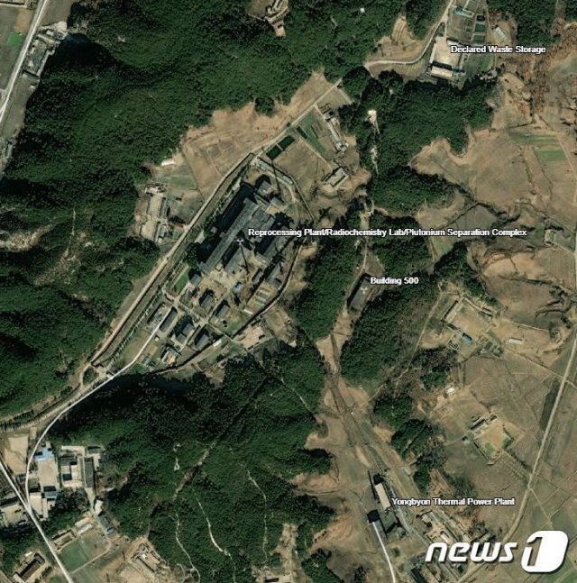 북한 함경북도 영변 핵시설 내 방사화학실험실(RCL) 및 석탄화력발전소 위성사진 (38노스 DPRK 디지털 아틀라스 캡처) © 뉴스1
