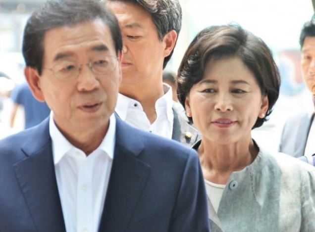 박원순 전 서울시장과 남인순 민주당 의원. 페이스북