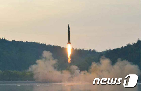 북한 탄도미사일 (뉴스1 DB) 2017.6.8/뉴스1 © News1