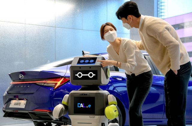 현대자동차그룹의 비대면 고객 응대 서비스 로봇 ‘DAL-e’. 현대차그룹 제공
