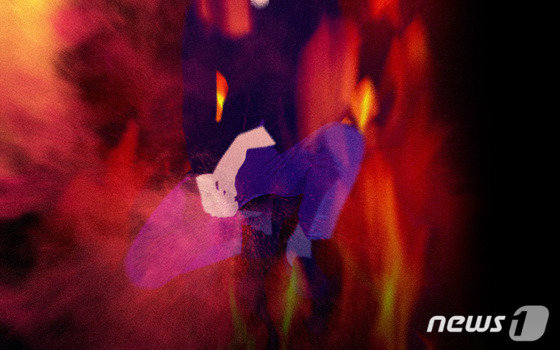 헤어진 여자친구가 연락을 받지 않는다는 이유로 여자친구 집에 불을 지른 50대 남성에게 법원이 실형을 선고했다./뉴스1