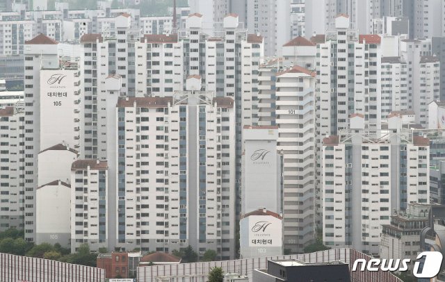 서울 시내 아파트 단지 모습. 2021.4.28/뉴스1 © News1