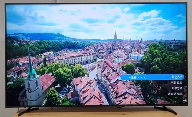 퀵 메뉴를 통해 앱 종료 없이 각 설정을 편하게 조정 가능 (출처=IT동아)