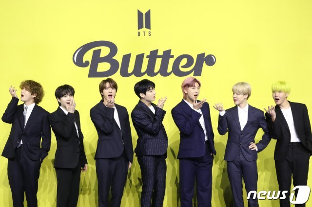 그룹 방탄소년단(BTS) 뷔(왼쪽부터), 슈가, 진, 정국, RM, 지민, 제이홉 사진=뉴스1