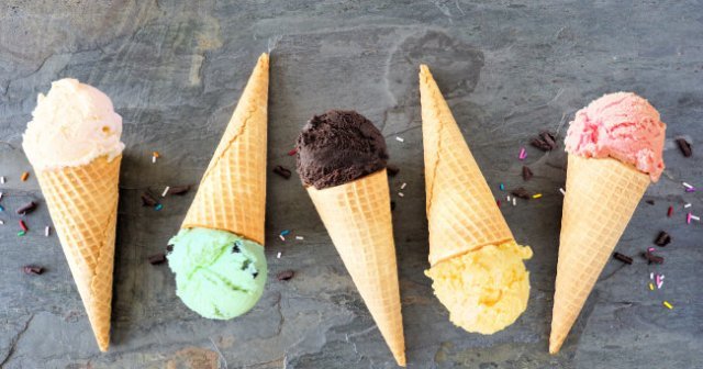 최근 민트초코맛 아이스크림(왼쪽에서 두 번째), 마카롱, 쿠키 등이 디저트업계에서 돌풍을 일으키고 있다. 게티이미지