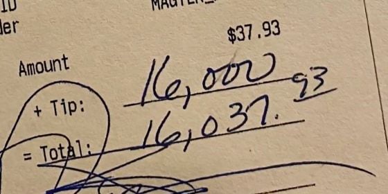 미국 식당 ‘스텀블 인 바 앤드 그릴’에 찾은 손님이 계산서에 적은 팁 액수. 사진출처=NBC