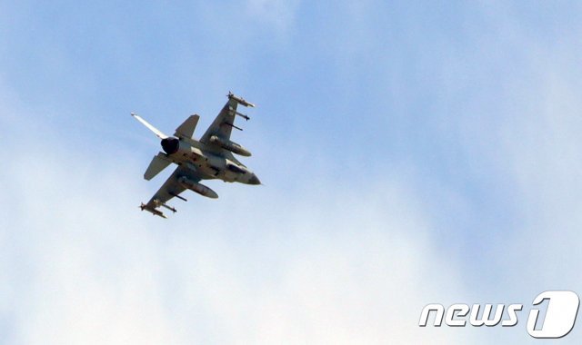 F-16 전투기(사진은 기사내용과 무관)/뉴스1 DB© News1