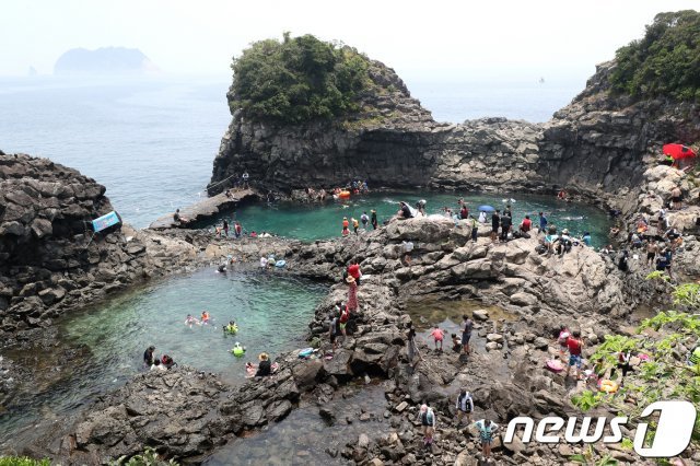 제주 서귀포시 황우지 해안.2018.7.15/뉴스1 © News1