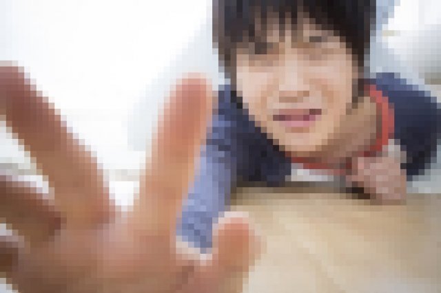 "돈 훔쳤지?" 10대 아들 5시간동안 마구 때린 친모 벌금 300만원 - Vimarsana News