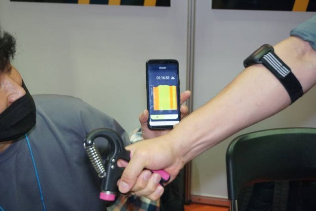 부착 부위 근육 활성도를 스마트폰 앱이 알려준다 (출처=IT동아)