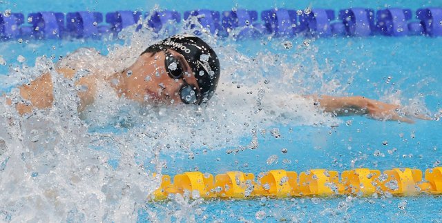 수영 황선우가 29일 오전 일본 도쿄 아쿠아틱스센터에서 열린 '2020 도쿄올림픽' 남자 100m 자유형 결승전에서 경기 준비를 하고 있다. 황선우는 이날 결승서 47초82의 기록으로 5위를 차지했다. 2021.7.29/뉴스1