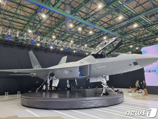 한국형 전투기 KF-21 ‘보라매’ 시제기. (방위사업청 제공) 2021.4.9/뉴스1
