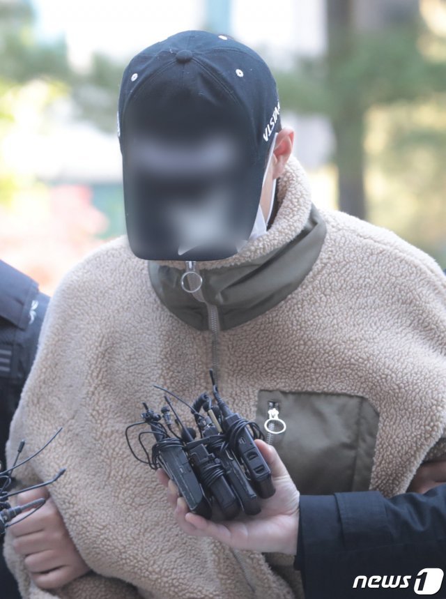 친누나를 흉기로 찔러 살해하고 농수로에 유기한 남동생 A씨2/뉴스1 © News1