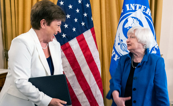 지난 7월 촬영된 크리스탈리나 게오르기에바 IMF 총재 (왼쪽)와 재닛 옐런 미 재무부 장관(오른쪽). 뉴시스
