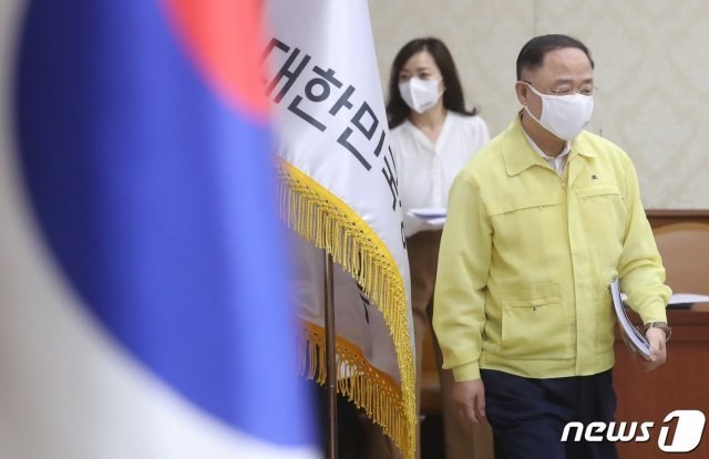 홍남기 부총리 겸 기획재정부 장관. 2021.8.26/뉴스1 © News1