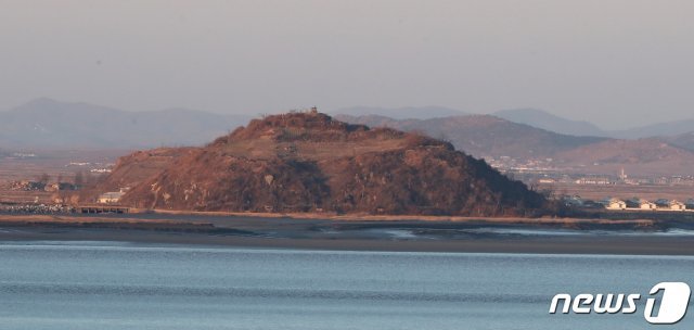 북한 황해도 봉화산/뉴스1 © News1