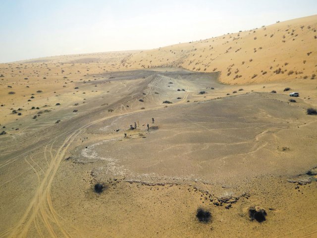 사우디아라비아 북부 네푸드 사막의 고대 호수 유적 칼아마이샨4는 초기 인류가 40만 년 전부터 수차례 드나든 곳으로 추정된다. 막스플랑크인류사과학연구소 제공