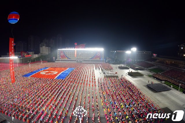 북한 노동당 기관지 노동신문은 9일 정권수립 73주년 기념 민간 및 안전무력 열병식을 진행했다고 보도했다.