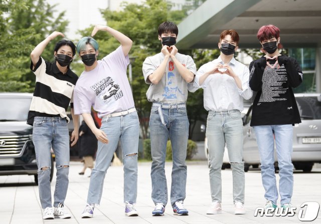 밴드 엔플라잉 서동성(왼쪽부터), 김재현, 이승협, 유회승, 차훈/뉴스1 © News1