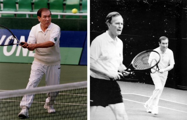테니스를 즐기던 노태우 전 대통령. 오른쪽 사진은 1991년 7월 2일 한미정상회담을 가진 뒤 백악관 테니스 코트에서 부시 대통령과 한조가 돼 테니스를 치는 모습. 동아일보 DB