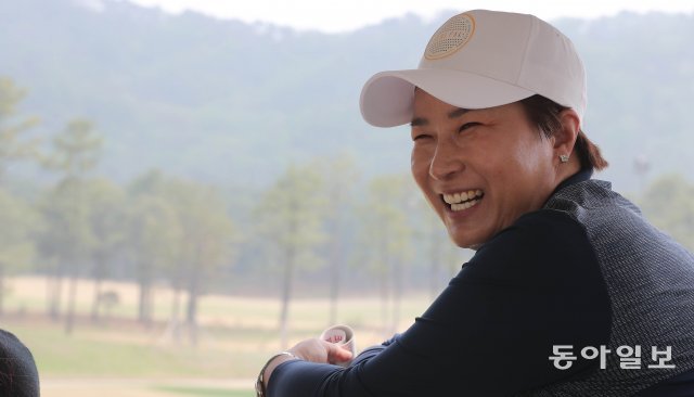 한국 골프의 레전드 박세리가 인터뷰 도중 활짝 웃고 있다. 동아일보 DB