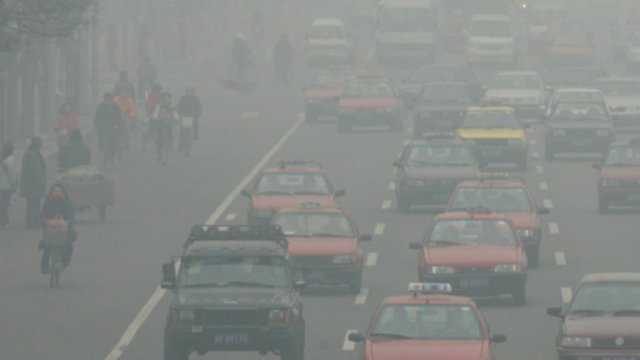 교통체증과 대기오염, 출처: 필자 제공