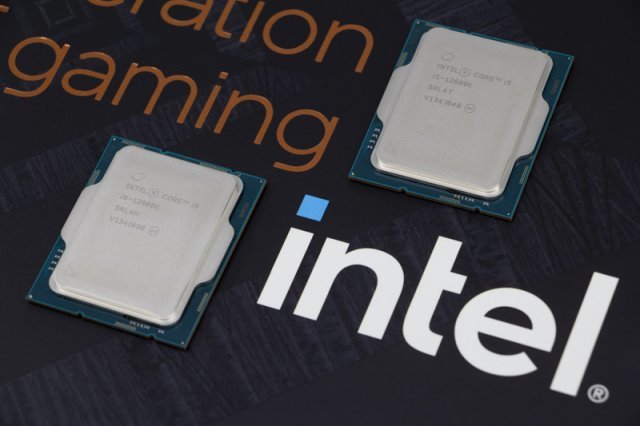 12세대 코어 프로세서는 인텔이 내놓은 첫 10nm 기반 데스크톱 프로세서다. 출처=IT동아