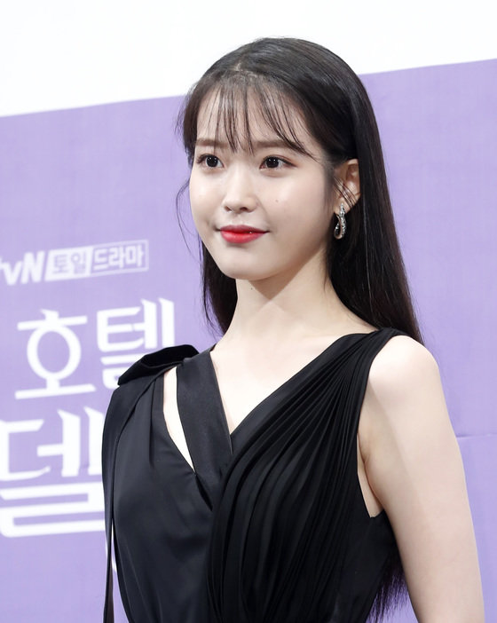 가수 겸 배우 아이유/뉴스1 © News1