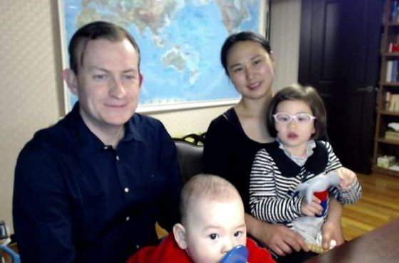 2017년 3월 영국 BBC방송과 인터뷰를 가졌던 로버트 켈리 부산대 교수와 그 가족들. © News1