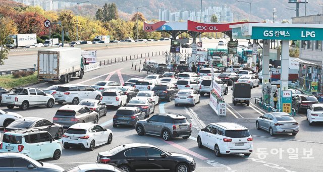 수입물가 35.8% 껑충… 인플레 공포 커진다