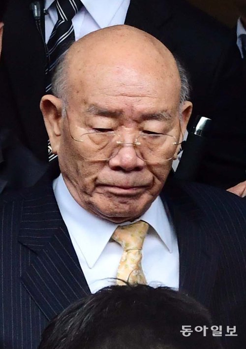 2019년 3월 11일 전두환 전 대통령이 광주지방법원에서 재판을 받은 후 법원을 나서고 있다. 박영철 기자