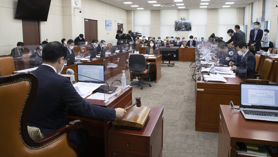 국회 국방위원회 전체회의. 2021.11.16/뉴스1 © News1