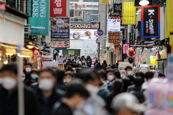 26일 서울 중구 명동거리. 2021.11.26/뉴스1 © News1