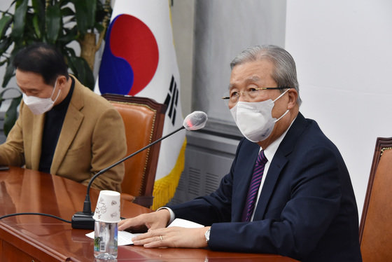 김종인 국민의힘 총괄선거대책위원장이 16일 오전 서울 여의도 국회에서 기자간담회를 하고 있다. 2021.12.16/뉴스1 © News1