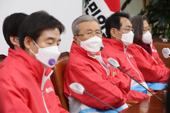 국민의힘 중앙선거대책위원회의 2021.12.23/뉴스1 © News1