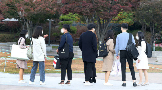 지난해 단계적 일상회복 시기 당시 서울의 한 대학 캠퍼스 모습. 2021.11.1/뉴스1 © News1