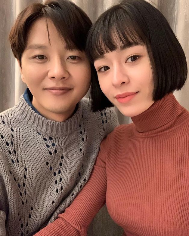 가수 김현성(왼쪽) 모니카/ 사진=모니카 인스타그램
