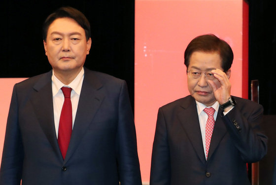 윤석열 국민의힘 대선 후보와 홍준표 의원/뉴스1 © News1