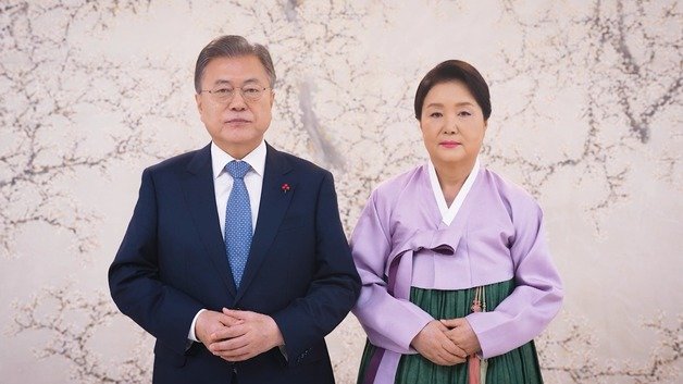 문재인 대통령과 김정숙 여사. (청와대 제공)© 뉴스1