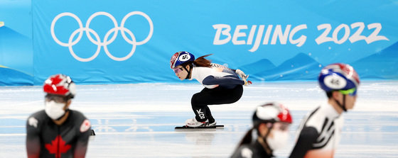 2022 베이징 동계올림픽 개막을 앞둔 31일 중국 베이징 캐피털 실내 경기장에서 대한민국 쇼트트랙 대표팀 최민정이 훈련을 하고 있다. 2022.1.31/뉴스1 © News1