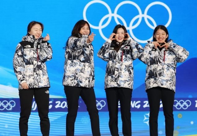 최민정(24·성남시청), 김아랑(27·고양시청), 이유빈(21·연세대), 서휘민(20·고려대). 뉴시스