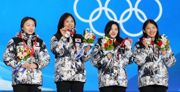 최민정(24·성남시청), 김아랑(27·고양시청), 이유빈(21·연세대), 서휘민(20·고려대). 뉴시스