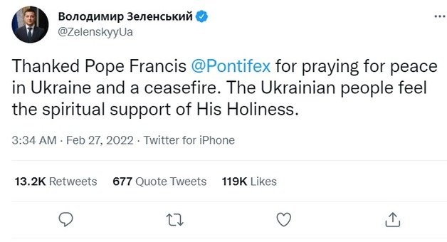 볼로디미르 젤렌스키 우크라이나 대통령이 우크라이나에 지지를 보내준 프란치스코 교황에게 감사하다고 자신의 트위터 계정에 게시했다. 2022.02.27/news1© 뉴스1