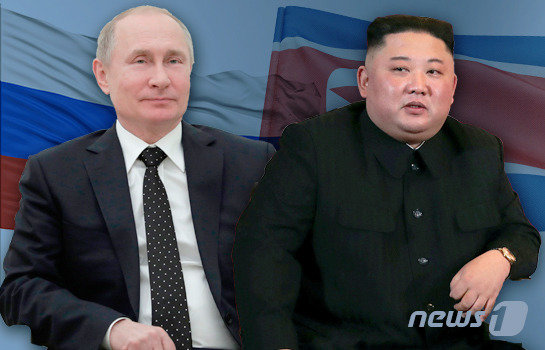 블라디미르 푸틴 러시아 대통령(왼쪽)과  김정은 조선노동당 총비서.© News1