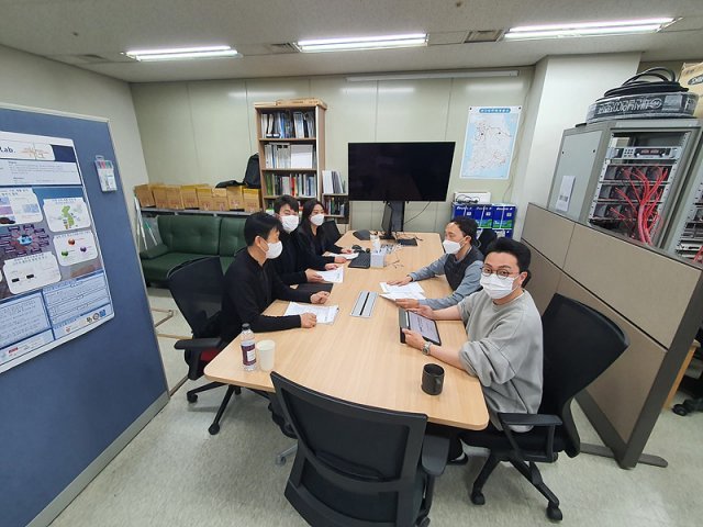 회의 중인 한국그리드포밍 임직원들. 출처 = 한국그리드포밍