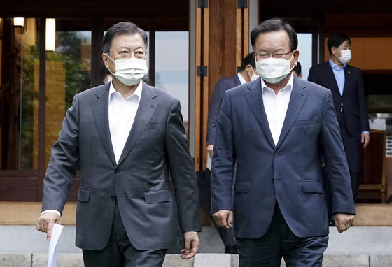 문재인 대통령과 김부겸 국무총리. (청와대 제공) 2021.5.17/뉴스1