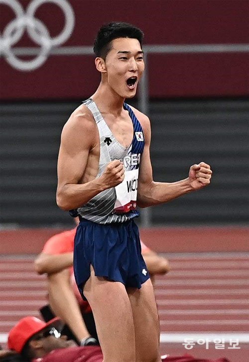 20일 세르비아 베오그라드에서 열리는 세계실내육상선수권 남자 높이뛰기에서 가장 강력한 우승 후보로 꼽히고 있는 우상혁. 동아일보DB