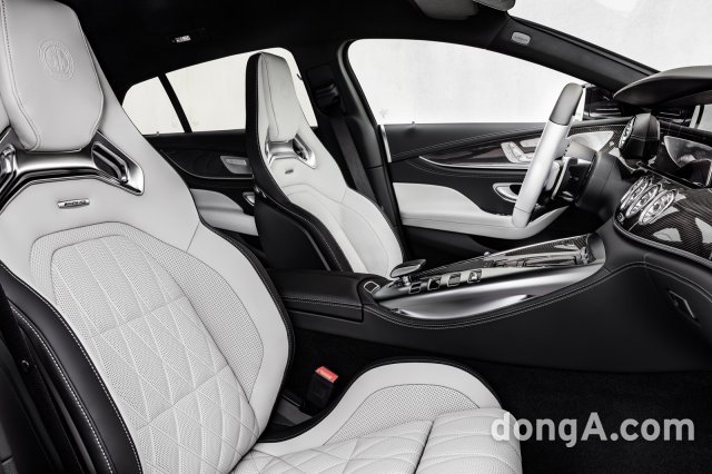 메르세데스-AMG GT43 4매틱+ 4도어 스페셜에디션(온라인 전용)